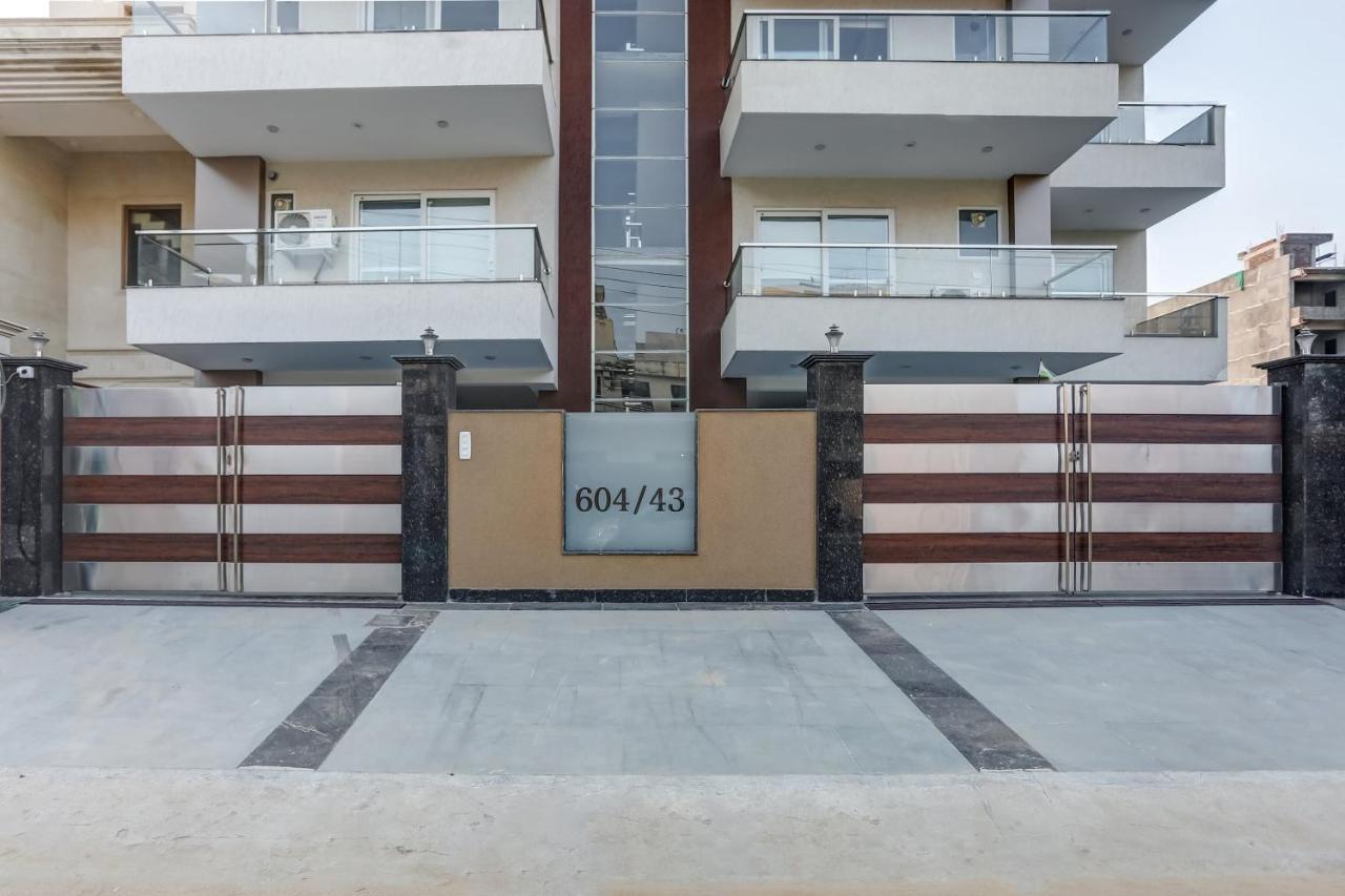 Collection O The Doors Near Appu Ghar Ξενοδοχείο Γκουργκάον Εξωτερικό φωτογραφία
