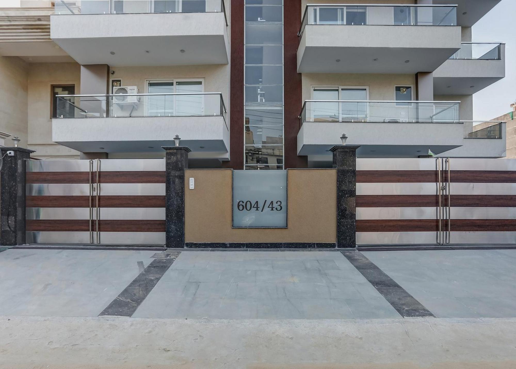 Collection O The Doors Near Appu Ghar Ξενοδοχείο Γκουργκάον Εξωτερικό φωτογραφία
